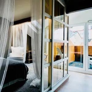 https://sweet-surrender.bilbaohotelsspain.com