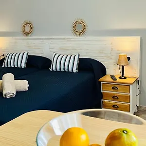 https://el-castillito-studios.in-canary-islands.com
